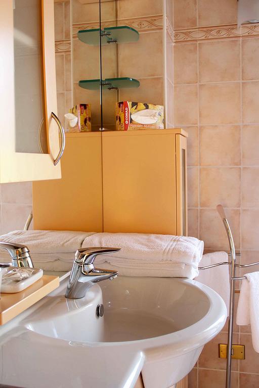 Neviglie Da Rosa Bed And Breakfast חדר תמונה